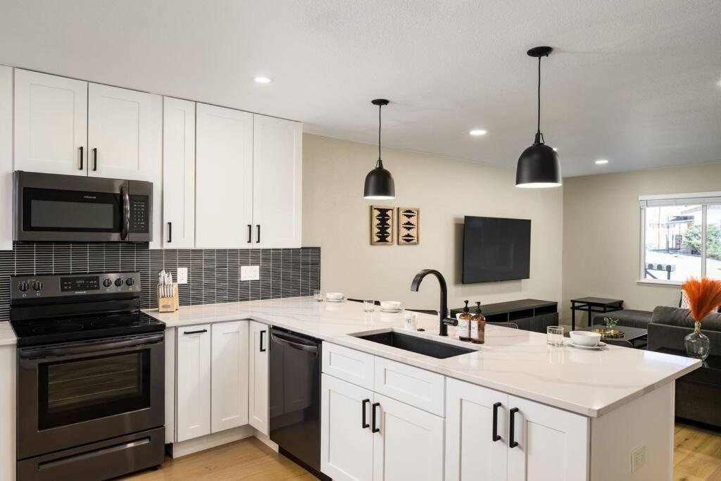 Cheerful Denver Hideaway W 2 Queen Beds Unit B Arvada Kültér fotó